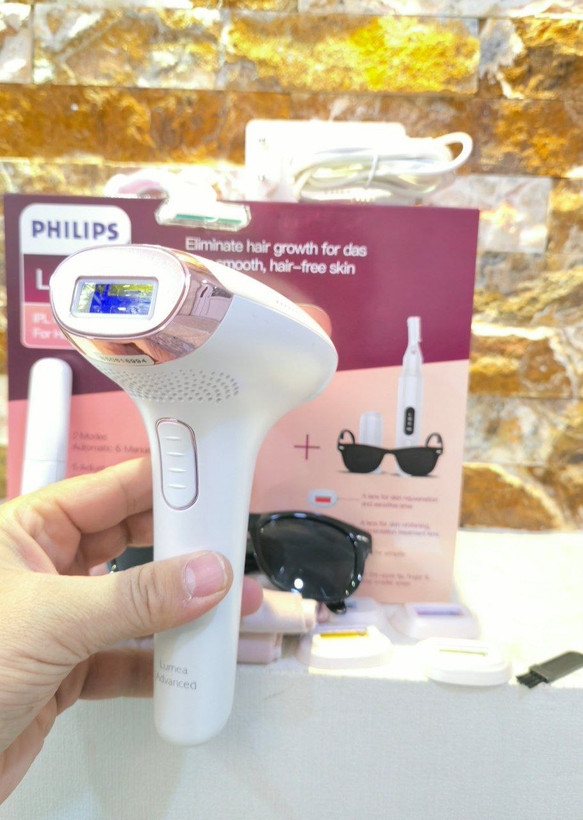 لیزر خانگی فیلیپس Lumea IPL 9900 مدل 2025 سیستم خنک کننده پوست(اصل اورجینال به ضمانت اصالت کالا)